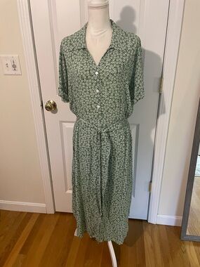 Green Floral Midi Shirt Dress with Tie Waist button down